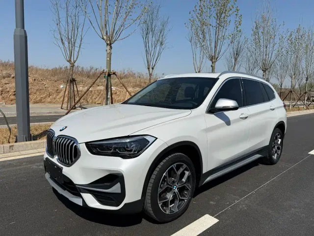 BMW X1 — Фото автомобиля 6