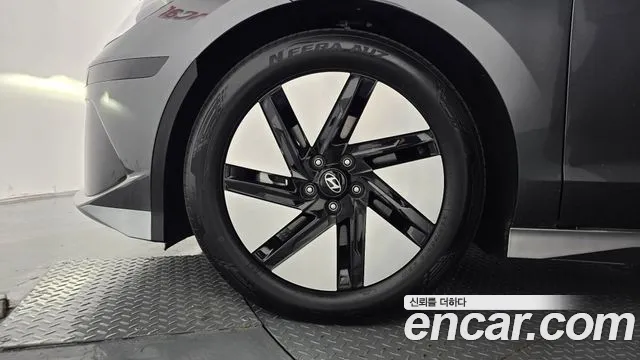 Hyundai Ioniq 6 — Фото автомобиля 5