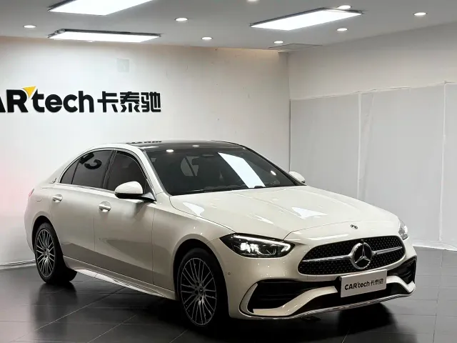 Mercedes-Benz C-Class — Фото автомобиля 2