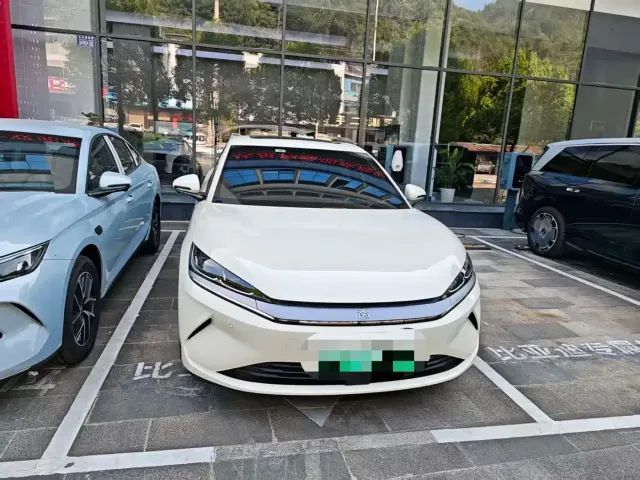 BYD Qin L — Фото автомобиля 2