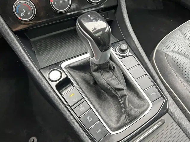 Volkswagen Sagitar — Фото автомобиля 17