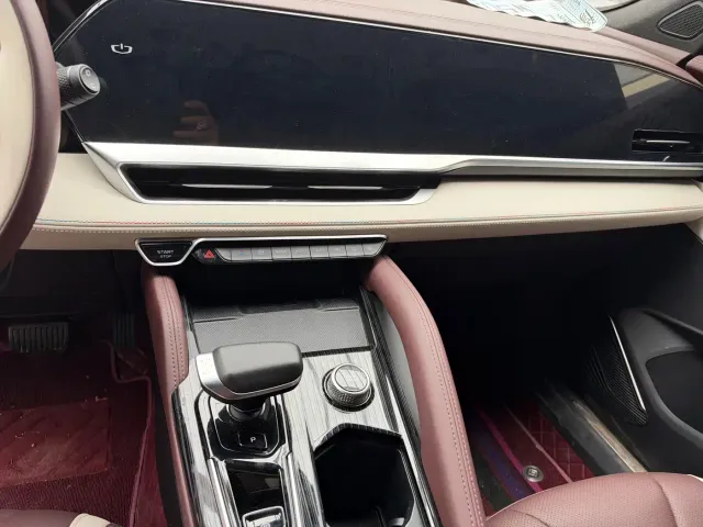 Geely Xingyue L — Фото автомобиля 6
