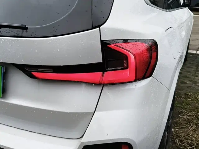 BMW X1 — Фото автомобиля 7
