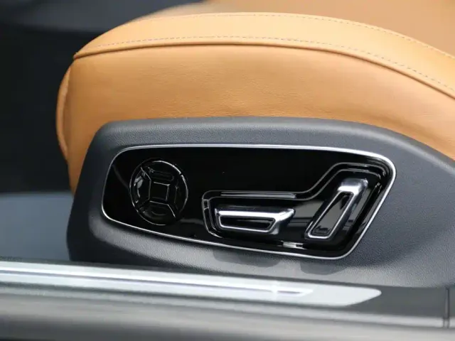 Audi A8 — Фото автомобиля 12