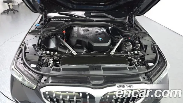 BMW 5 Series G60 — Фото автомобиля 6