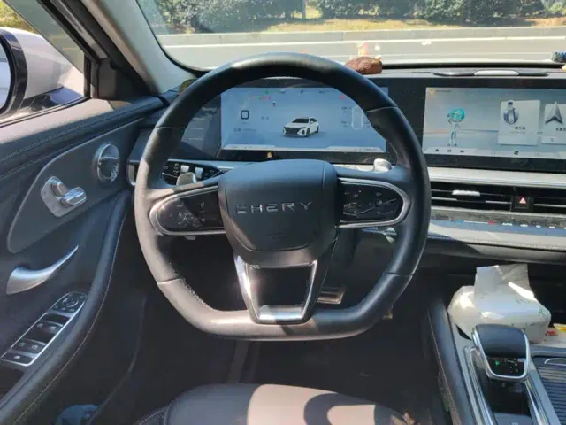 Chery Arrizo 8 — Фото автомобиля 15