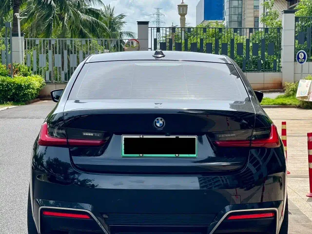 BMW i3 — Фото автомобиля 8