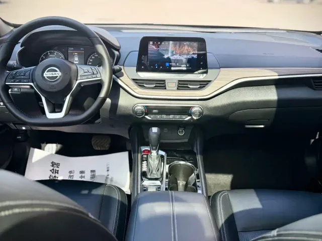 Nissan Teana — Фото автомобиля 23