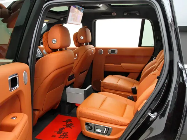 Li Auto L9 — Фото автомобиля 6
