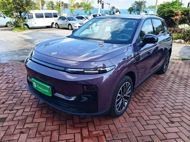Фотография автомобиля — Leapmotor B10