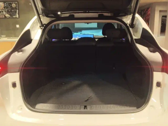IM Motors IM LS6 2025 Gecko Smart Drive Edition — Фото автомобиля 18