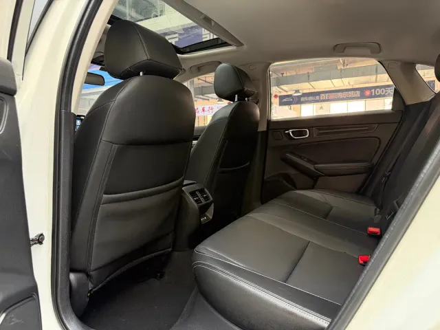 Honda Civic — Фото автомобиля 15