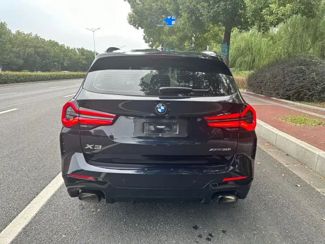 BMW X3 — Фото автомобиля 10
