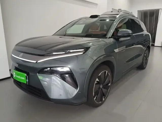 Фотография автомобиля — BYD Tang L