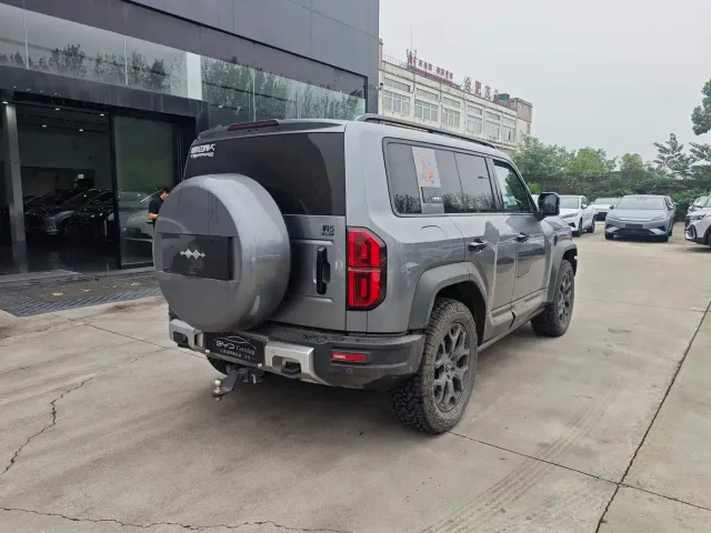 BYD FangChengBao Leopard 5 — Фото автомобиля 4