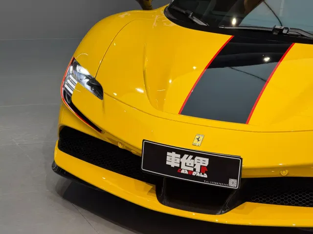 Ferrari SF90 — Фото автомобиля 2
