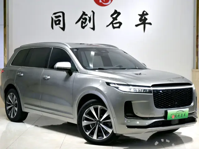 Li Auto ONE — Фото автомобиля 3