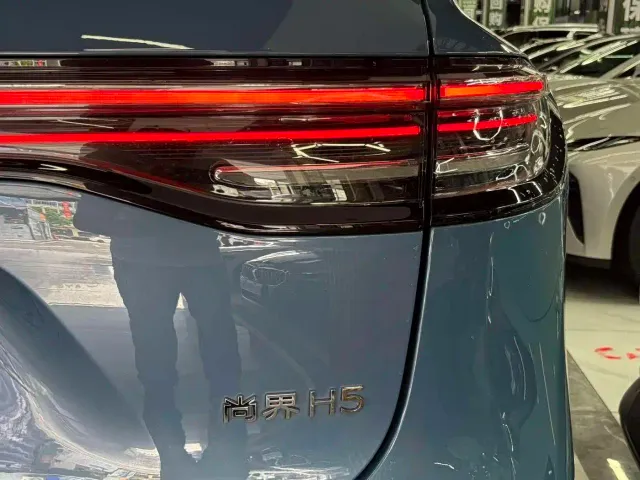 Shangjie SUV — Фото автомобиля 15