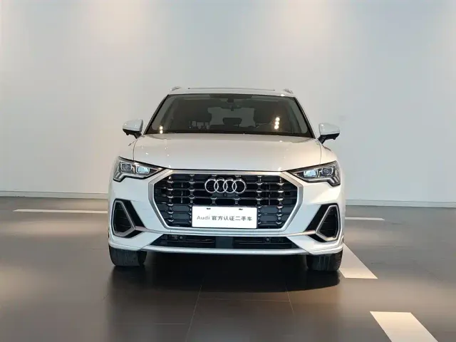 Audi Q3 — Фото автомобиля 2