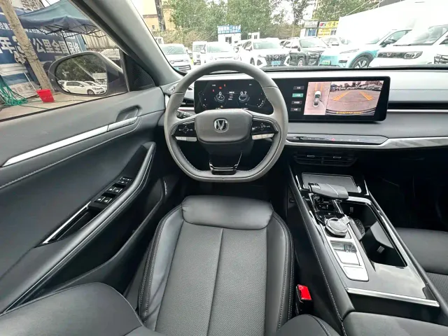 Changan Raeton Plus — Фото автомобиля 14