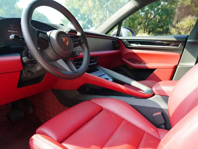 Porsche Macan EV — Фото автомобиля 14