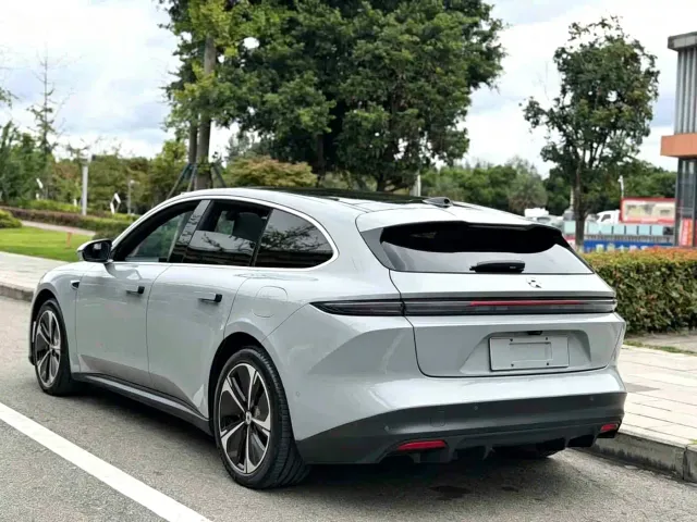 NIO NIO ET5T 2024 75kWh Touring — Фото автомобиля 9