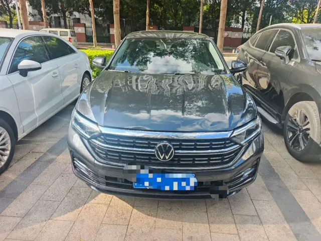 Volkswagen Sagitar — Фото автомобиля 2