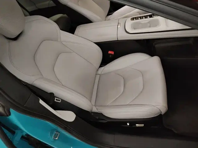 Xiaomi SU7 — Фото автомобиля 24