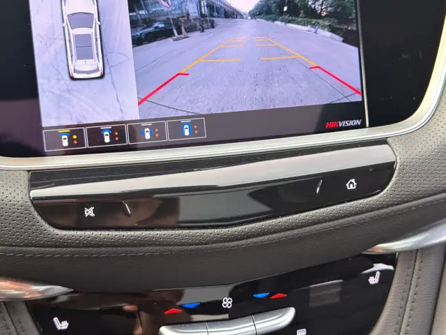 Cadillac XT5 — Фото автомобиля 18