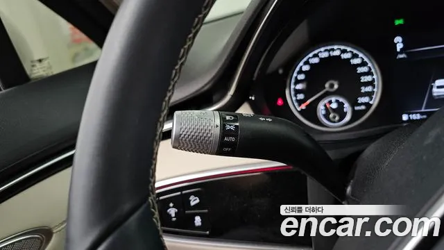 Genesis GV70 2.5T Бензин AWD — Фото автомобиля 25