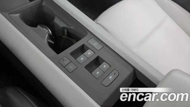 Hyundai Ioniq 6 — Фото автомобиля 27