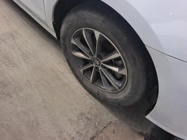 BYD Qin PLUS — Фото автомобиля 6