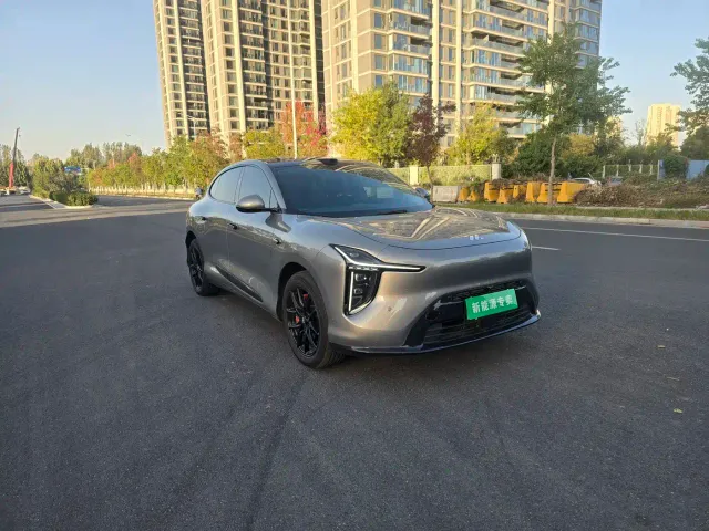 IM Motors LS6 — Фото автомобиля 3