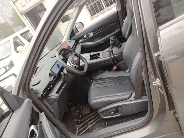 Geely Galaxy E5 — Фото автомобиля 15