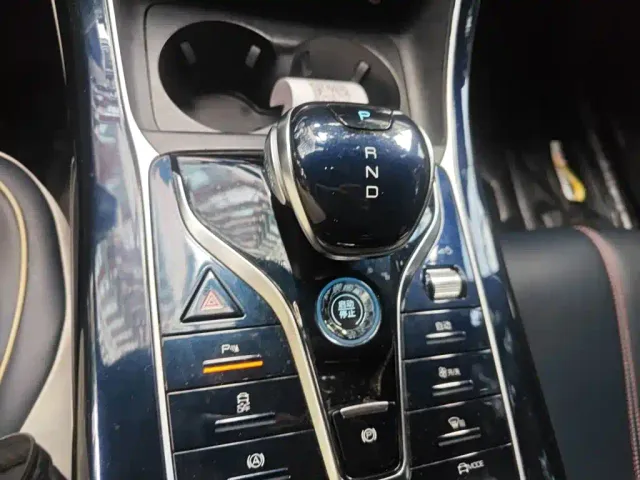 BYD Qin PLUS — Фото автомобиля 15