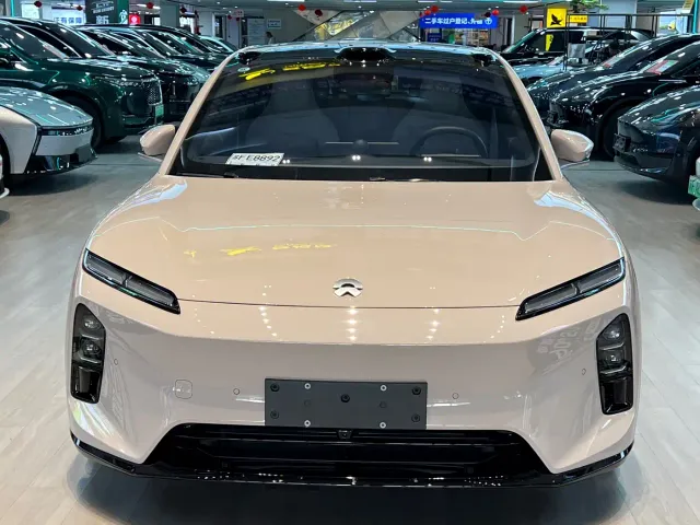 Nio ET5 Touring — Фото автомобиля 2