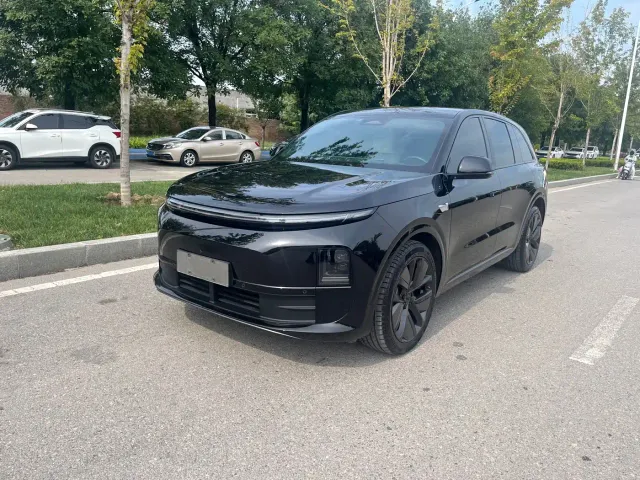 Фотография автомобиля — Li Auto L6