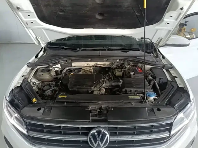 Volkswagen Bora — Фото автомобиля 19