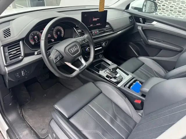 Audi Q5L — Фото автомобиля 9