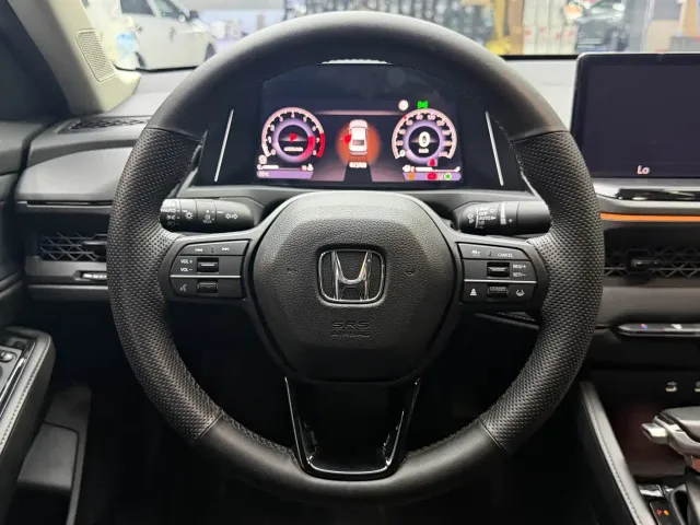 Honda Accord — Фото автомобиля 8