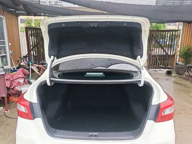 Nissan Sylphy — Фото автомобиля 18