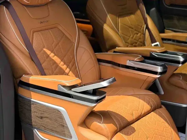 Mercedes-Benz V-Class — Фото автомобиля 11
