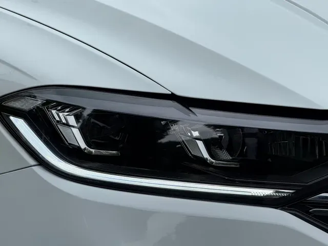 Volkswagen Lavida — Фото автомобиля 5