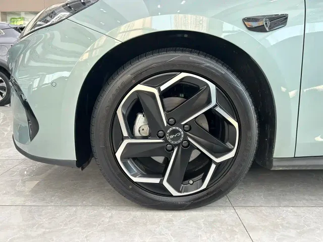 BYD Seal 06 DM-i Touring — Фото автомобиля 7