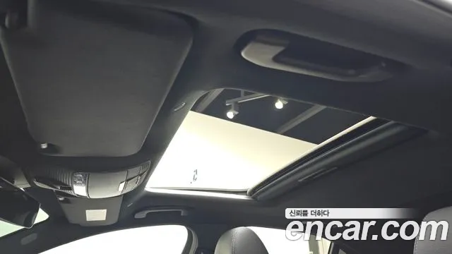 Mercedes-Benz E-Class — Фото автомобиля 16