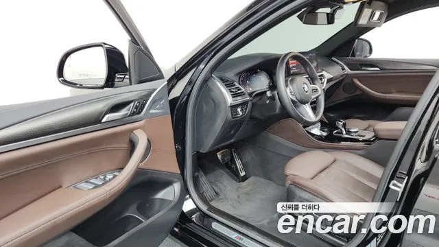BMW X4 xDrive20i M Sport — Фото автомобиля 10