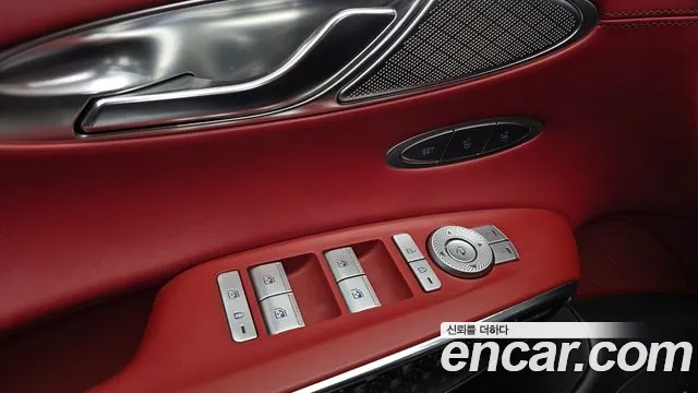 Genesis GV70 2.5T Бензин AWD — Фото автомобиля 29
