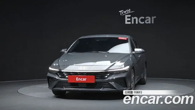 Hyundai Avante CN7 — Фото автомобиля 3