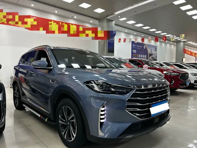 Jetour X70 Plus — Фото автомобиля 3