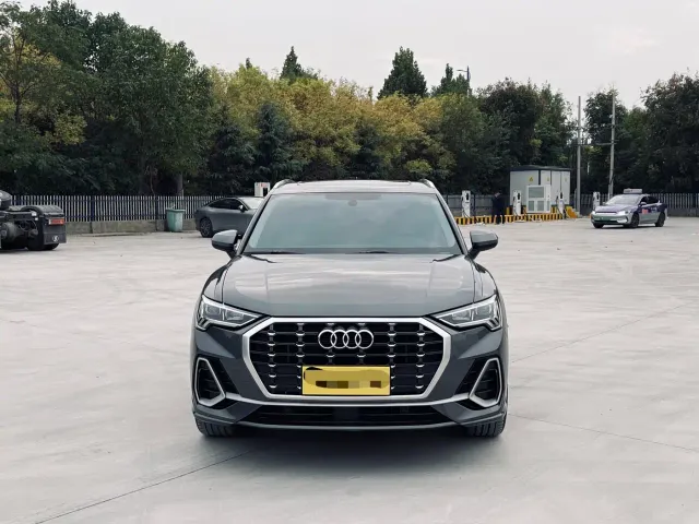 Audi Q3 — Фото автомобиля 2